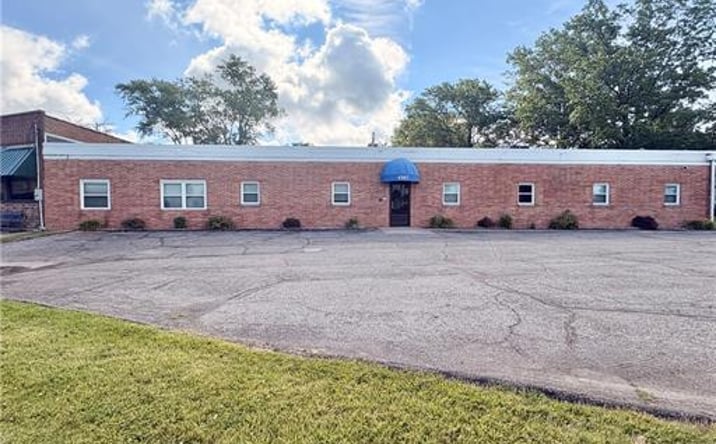 Pictures of Office property located at 4367 Rocky River Dr, Cleveland, OH 44135 for sales - image #1