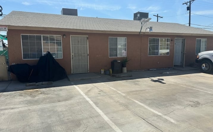 Pictures of Multifamily property located at 211 W Brighton Ave, El Centro, CA 92243 for sales - image #1