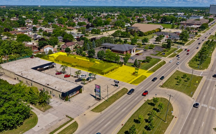 Pictures of Land property located at 17950 Fort Street, Riverview, MI 48193 for sales - image #1