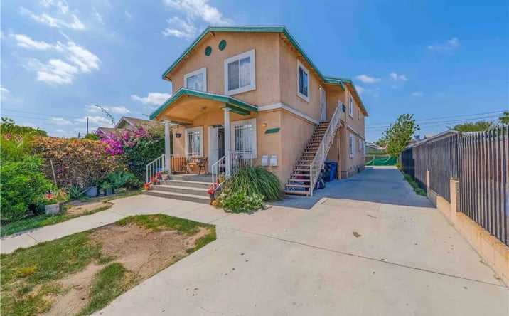 Pictures of Multifamily property located at 329 E 82nd, Los Angeles, CA 90003 for sales - image #1