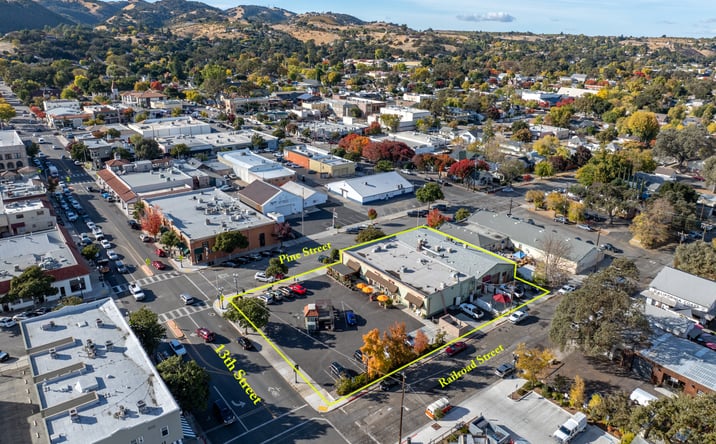 Pictures of Retail property located at 1316 PINE ST, PASO ROBLES, CA 93446-2244 for sales - image #1