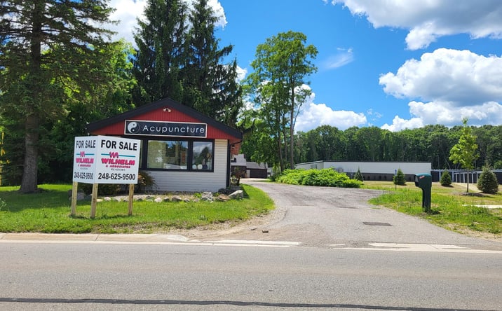 Pictures of Office, Mixed Use, Land, Retail property located at 9421 Dixie Highway, Clarkston, MI 48348 for sales - image #1