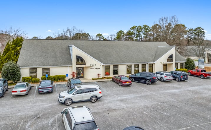 Pictures of Retail, Office property located at 716 Denbigh Boulevard, Newport News, VA 23608 for sales - image #1
