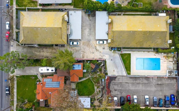Pictures of Multifamily property located at 3025 Tully Rd, Modesto, CA 95350 for sales - image #1