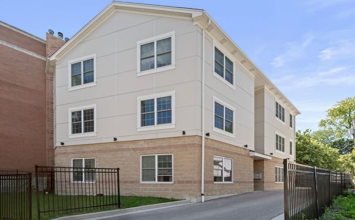 Pictures of Multifamily property located at 7441 N Rogers Avenue, Chicago, IL 60626 for sales - image #1