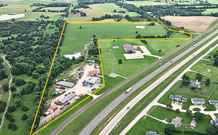 Pictures of Industrial, Retail property located at 6806 STATE ROAD NN, Fulton, MO 65251 for sales - image #1