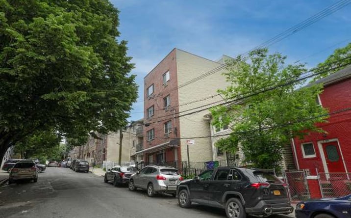 Pictures of Multifamily property located at 626 E 223rd St, New York City, NY 10466 for sales - image #1