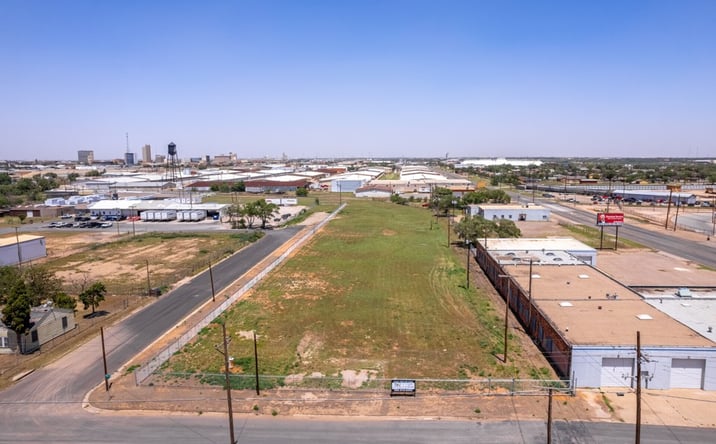 Pictures of Industrial, Land, Self Storage property located at 220 30TH ST, LUBBOCK, TX 79404 for sales - image #1