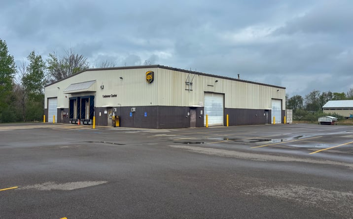 Pictures of Industrial property located at 915 West 1st Street, Ludington, MI 49431 for sales - image #1