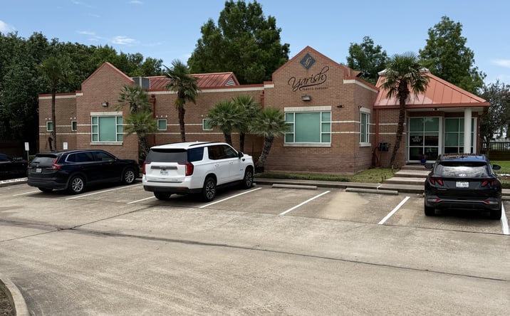 Pictures of Office property located at 215 Oak Drive South, Lake Jackson, TX 77566 for sales - image #1