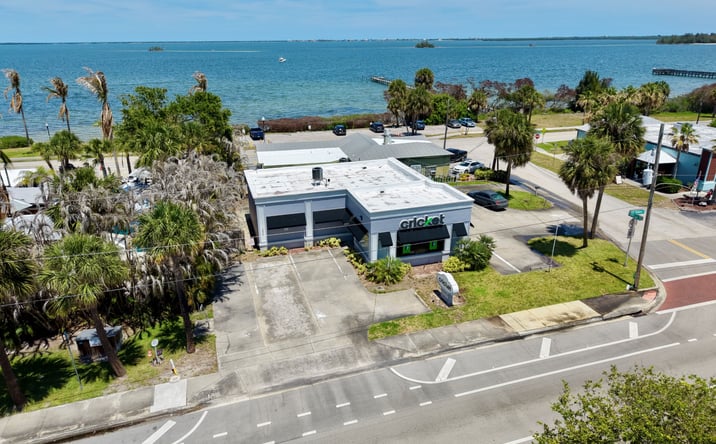 Pictures of Retail property located at 1400 U.S. 1, Sebastian, FL 32958 for sales - image #1
