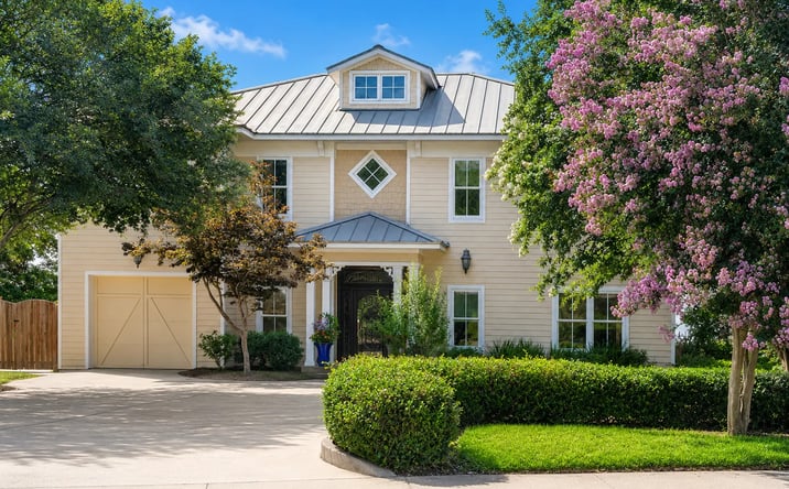 Pictures of Hospitality property located at 202 S Mobile St, Fairhope, AL 36532 for sales - image #1