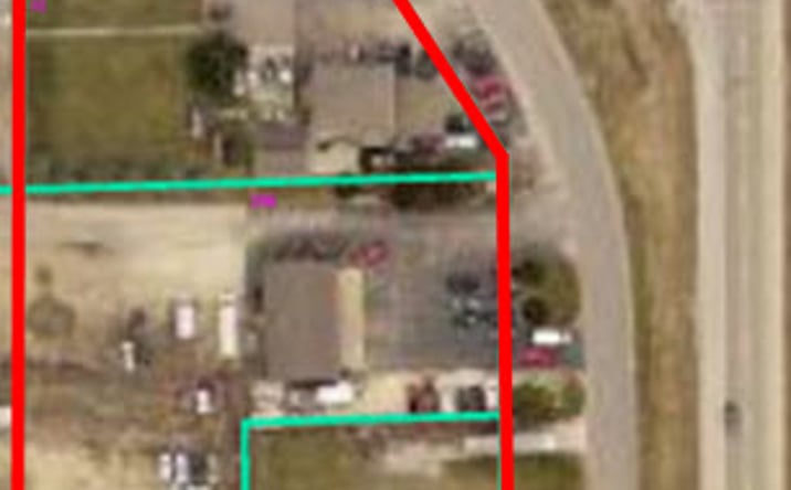Pictures of Retail, Industrial property located at 4961 Prairie Hill Road, South Beloit, IL 61080 for sales - image #1