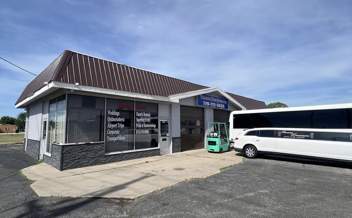 Pictures of Retail, Office, Business for Sale property located at 1910 North State Street, Belvidere, IL 61008 for sales - image #1