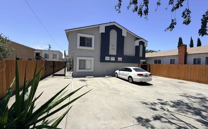 Pictures of Multifamily property located at 3770 42nd Street, San Diego, CA 92105 for sales - image #1