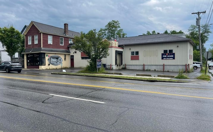 Pictures of Retail, Office, Mixed Use property located at 550 Washington Avenue, Portland, ME 04103 for sales - image #1