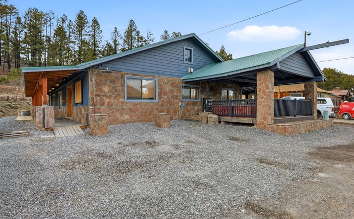 Pictures of Retail, Office, Mixed Use property located at 103 Main Street, Greer, AZ 85927 for sales - image #1