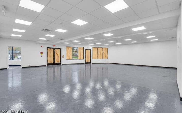 Pictures of Retail, Office, Industrial property located at 736 Mantoloking Rd, Brick Township, NJ 08723 for sales - image #1