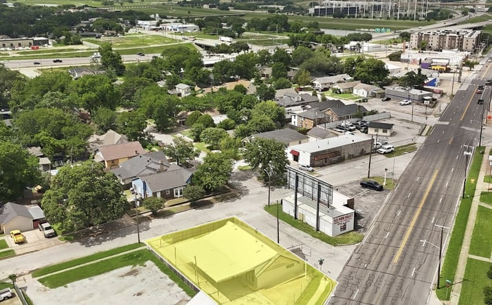Pictures of Retail, Office, Mixed Use property located at 2800 E Belknap St, Fort Worth, TX 76111 for sales - image #1