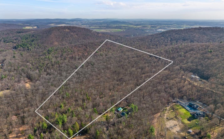 Pictures of Land property located at 215 Dug Ln, Orrtanna, PA 17320 for sales - image #1