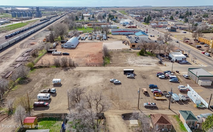 Pictures of Retail, Land property located at 23 S 10th Avenue W, Dickinson, ND 58601 for sales - image #1