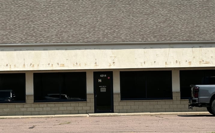 Pictures of Retail, Office property located at 4214 W. 38th Street, Sioux Falls, SD 57106 for sales - image #1