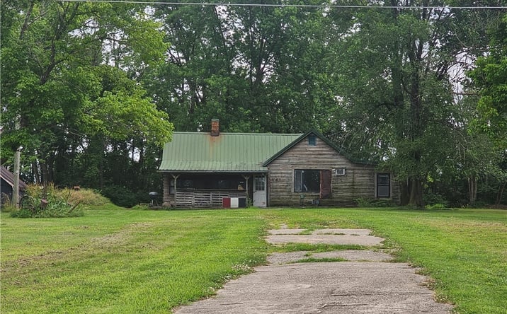 Pictures of Land, Industrial property located at 902&906 Railroad Pond Road, Eldon, MO 65026 for sales - image #1