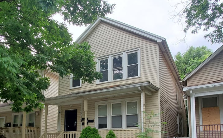 Pictures of Multifamily property located at 7828 S Greenwood Avenue, Chicago, IL 60619 for sales - image #1