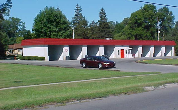 Pictures of Retail property located at 5790 Dixie Hwy, Saginaw, MI 48601 for sales - image #1