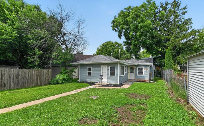 Pictures of Multifamily property located at 618 North Street, Madison, WI 53704 for sales - image #1