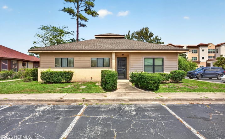 Pictures of Business for Sale, Office property located at 1543 KINGSLEY Avenue BLD19, Orange Park, FL 32073 for sales - image #1
