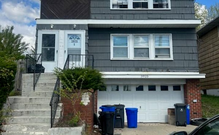 Pictures of Multifamily property located at 3825 Hylan Boulevard, Staten Island, NY 10308 for sales - image #1