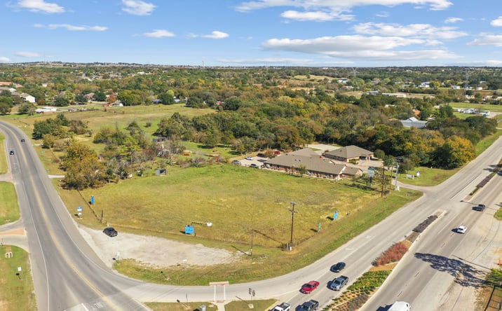 Pictures of Retail, Office, Land property located at 2101 Fort Worth Highway, Weatherford, TX 76086 for sales - image #1