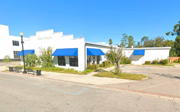 Pictures of Office property located at 118 W Main St, Perry, FL 32347 for sales - image #1