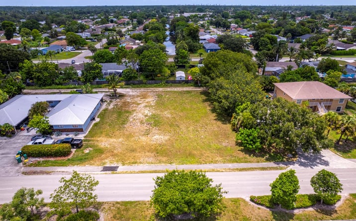 Pictures of Land property located at 2171 Sunshine Boulevard, Naples, FL 34116 for sales - image #1
