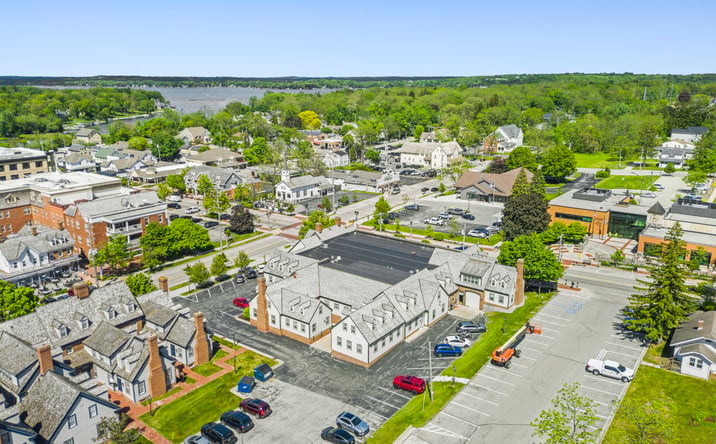 Pictures of Retail, Office property located at 528 WELLS ST, DELAFIELD, WI 53018 for sales - image #1