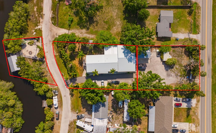 Pictures of Land property located at 826 W SHELL PT RD, RUSKIN, FL 33570-3424 for sales - image #1