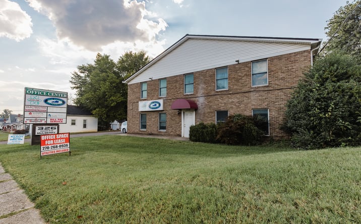Pictures of Office, Hospitality, Mixed Use property located at 396 North Mulberry Street, Elizabethtown, KY 42701 for sales - image #1