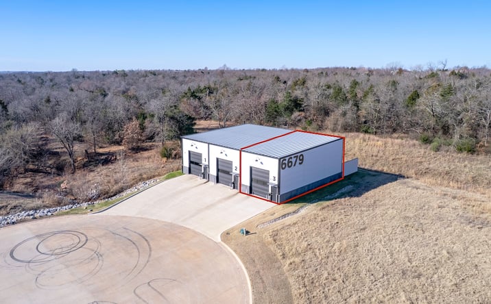 Pictures of Retail, Office, Mixed Use property located at 6679 PROSPER CIR, EDMOND, OK 73034 for sales - image #1