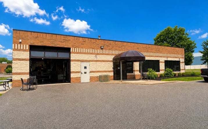 Pictures of Retail property located at 1960 Case Parkway South, Twinsburg, OH 44087 for sales - image #1