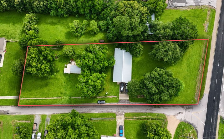 Pictures of Land property located at 102 W TELJEAN RD, LAFAYETTE, LA 70506-9208 for sales - image #1