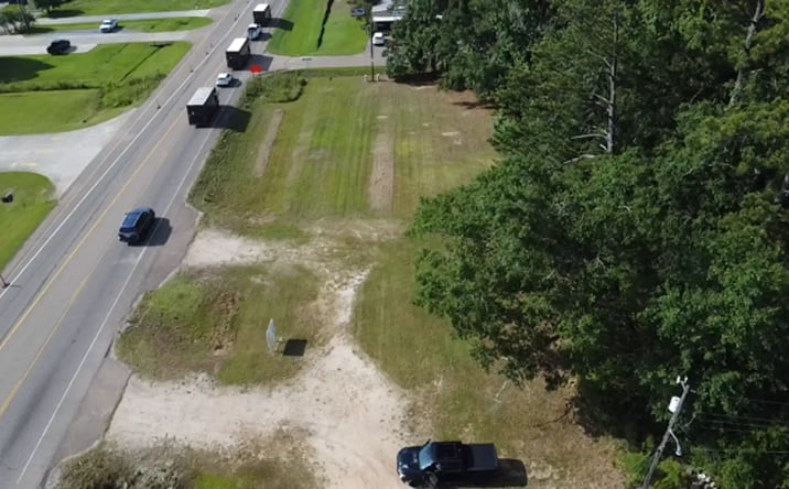 Pictures of Land property located at 1031 COLLINS BLVD, COVINGTON, LA 70433-1611 for sales - image #1