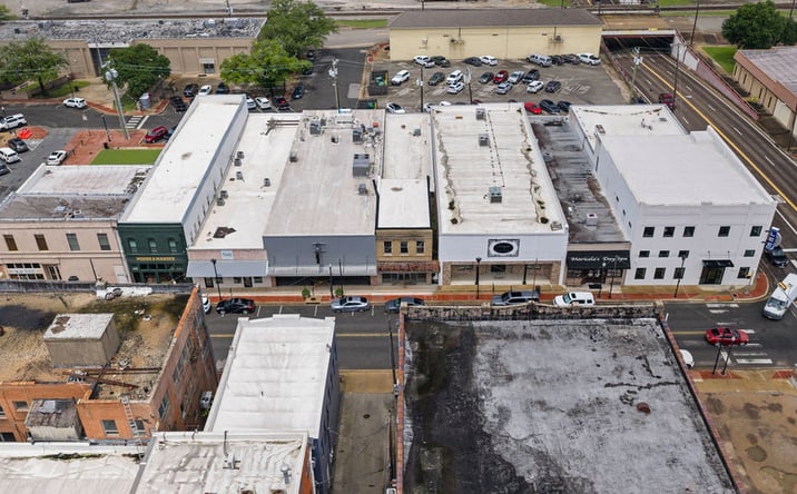 Pictures of Retail property located at 115 N FIRST ST, LUFKIN, TX 75901-3003 for sales - image #1