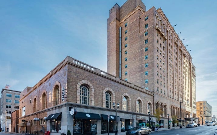 Pictures of Hospitality property located at 555 Hamilton Street, Allentown, PA 18101 for sales - image #1