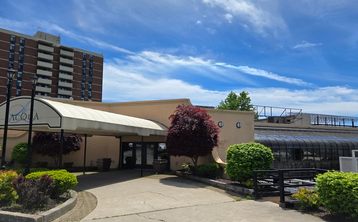 Pictures of Retail, Hospitality property located at 2192 Niagara St, Buffalo, NY 14207 for sales - image #1