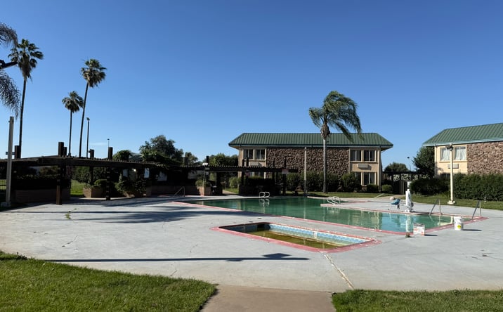 Pictures of Hospitality property located at 4219 E WATERLOO RD, STOCKTON, CA 95215 for sales - image #1