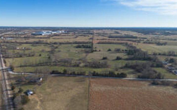 Pictures of Land property located at 000 E Highway Oo, Strafford, MO 65757 for sales - image #1