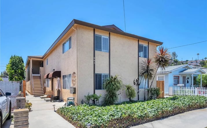 Pictures of Multifamily property located at 665 W 21st, San Pedro, CA 90731 for sales - image #1