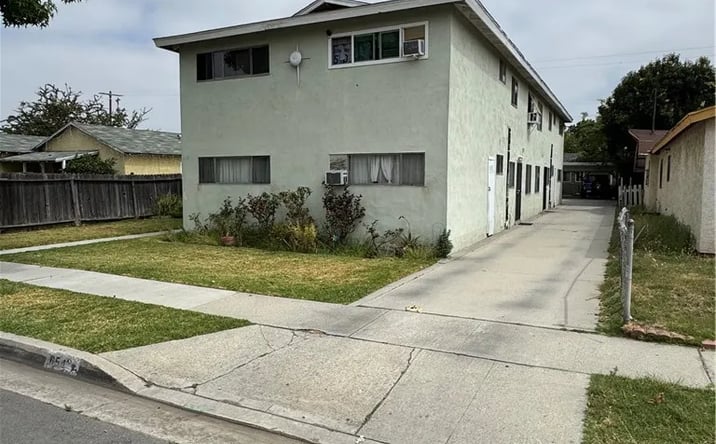 Pictures of Multifamily property located at 6547 Fry, Bell Gardens, CA 90201 for sales - image #1