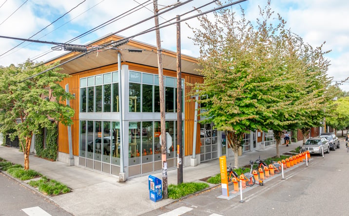 Pictures of Retail property located at 2038 Southeast Clinton Street, Portland, OR 97202 for sales - image #1